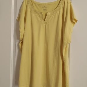 Talbot's cap sleeve tee shirt with embroidered v-neckline.